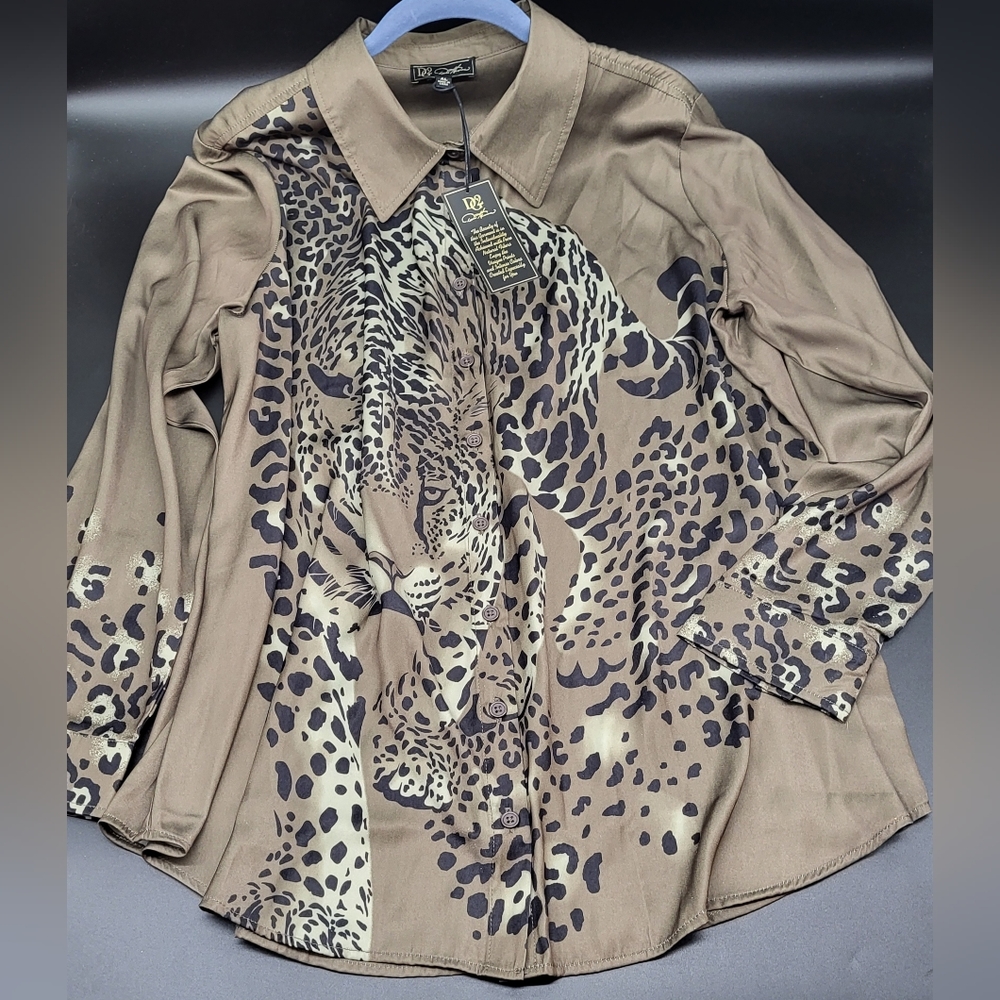 🆕️🐆Diane Gilman Amimal Print Silky Blouse - Picture 1 of 10